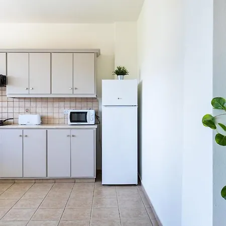 公寓 Yellow Canvas - 2-br & Balcony In *