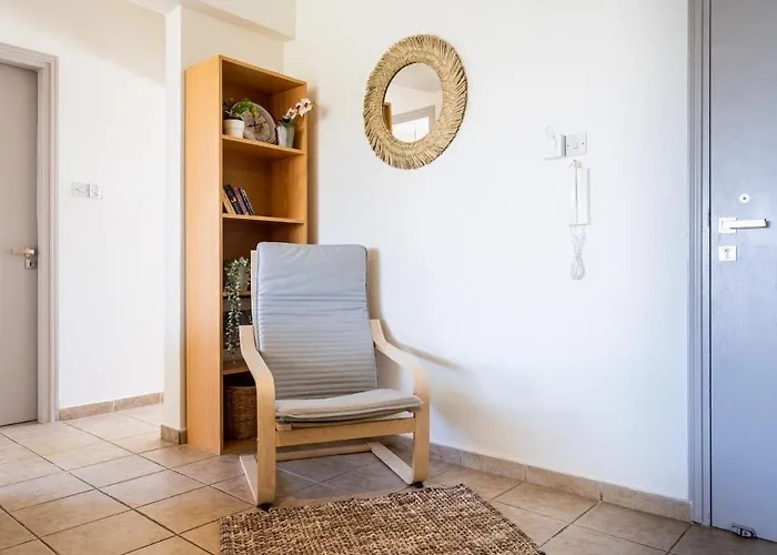 Apartmán Yellow Canvas - 2-br & Balcony In *